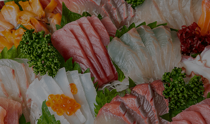 毎朝仕入れる自慢の鮮魚
